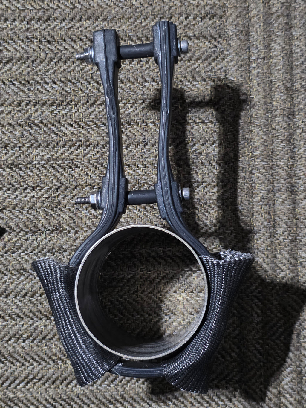 Slinger™ Universal Flex No-Weld Exhaust Hanger Kit